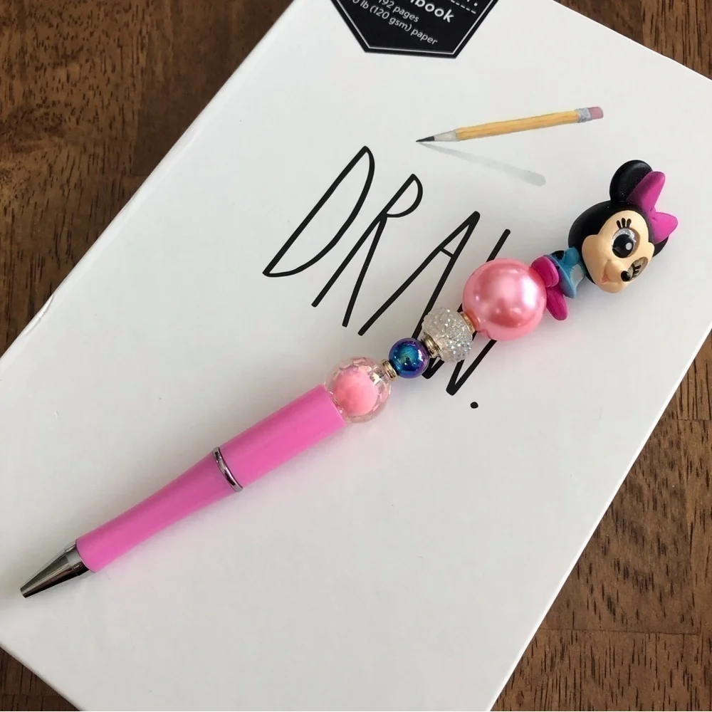 Disney Doorables: Mickey Mouse: Pink Minnie Mouse handmade beaded pen